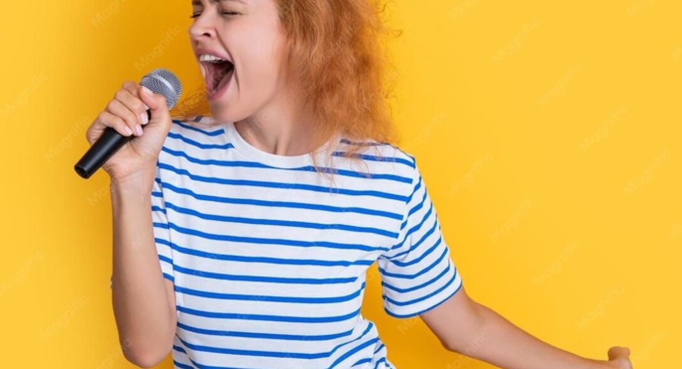 singer shouting